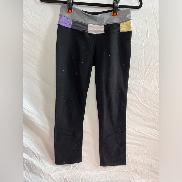 Lululemon Cropped Leggings - Picture 1 of 5
